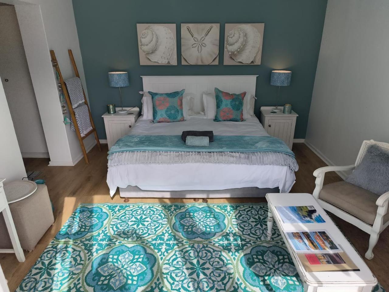 African Breeze Guesthouse Knysna Bagian luar foto
