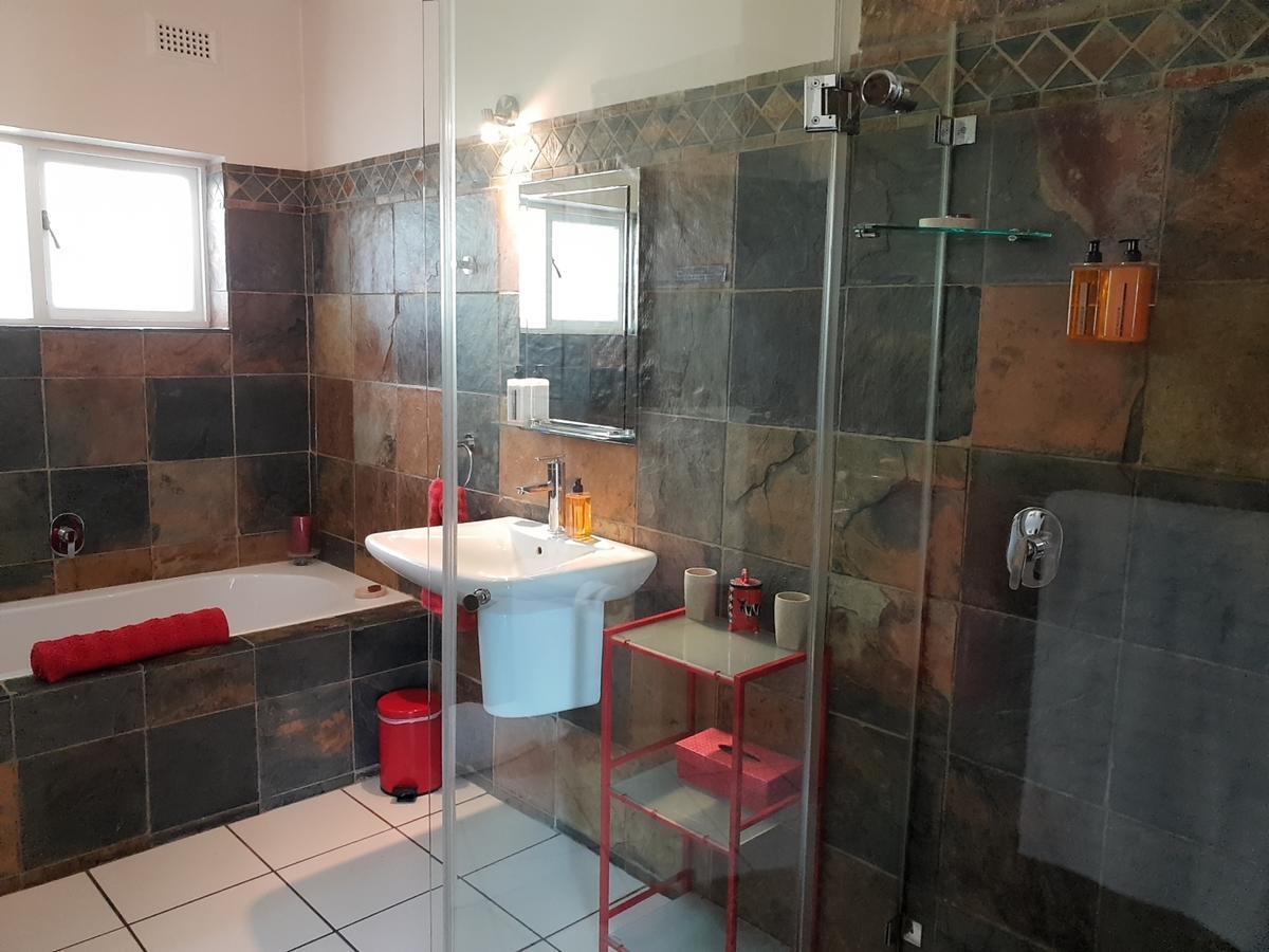 African Breeze Guesthouse Knysna Bagian luar foto